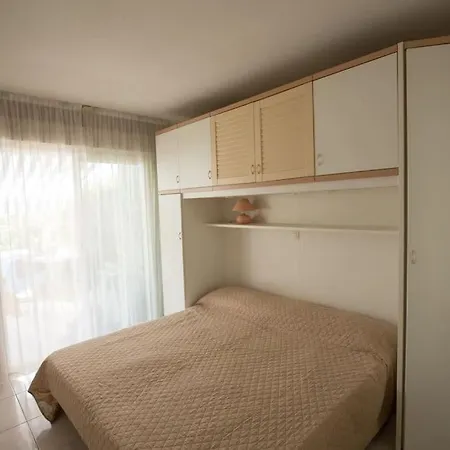 Διαμέρισμα Quiet And Cozy 1br Close To And Services Saint-Raphaël